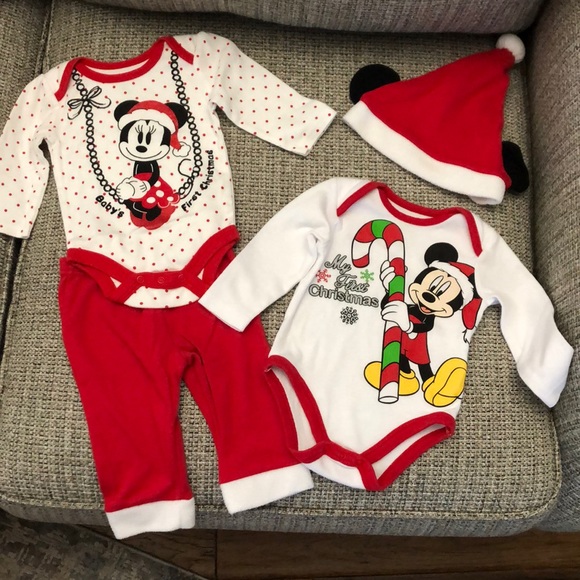 twin christmas outfits